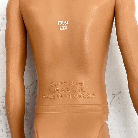 Nude Barbie Ken Doll Elvis Presly and 2 Assorted Barbie's Boyfriend Ken Dolls - Picture 10 of 12